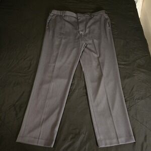Van Heusen Dress Pants Mens 40x32 Gray Traveler Straight Leg Flat Front Work